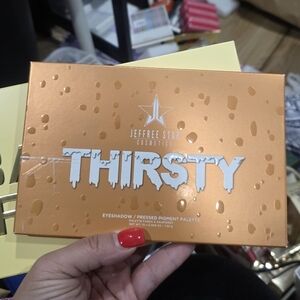 Jeffree Star Thirsty Eyeshadow Palette - Orange and White